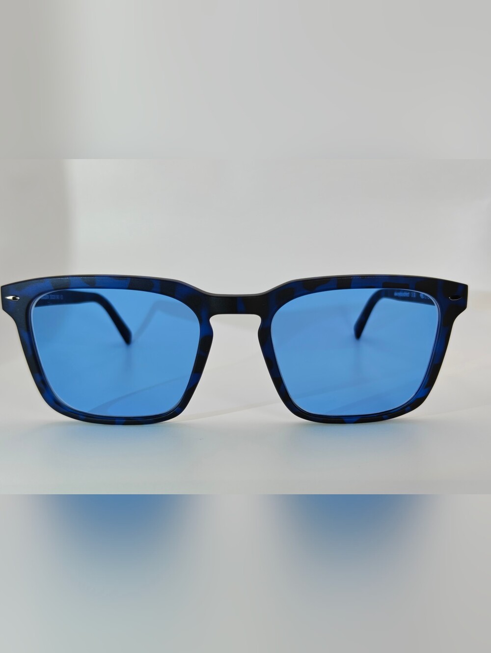 Lagoon. Blue Tortoiseshell Square Frame. 55-20. 145. Spring Hinge. Sun wear.